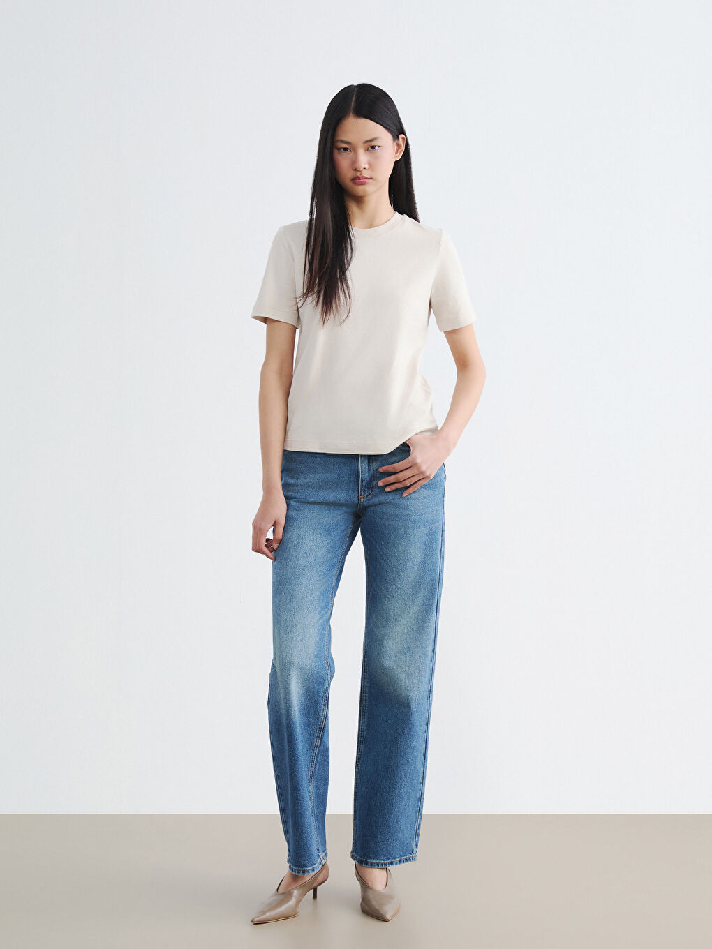 T-shirt Femme à Col Rond-1