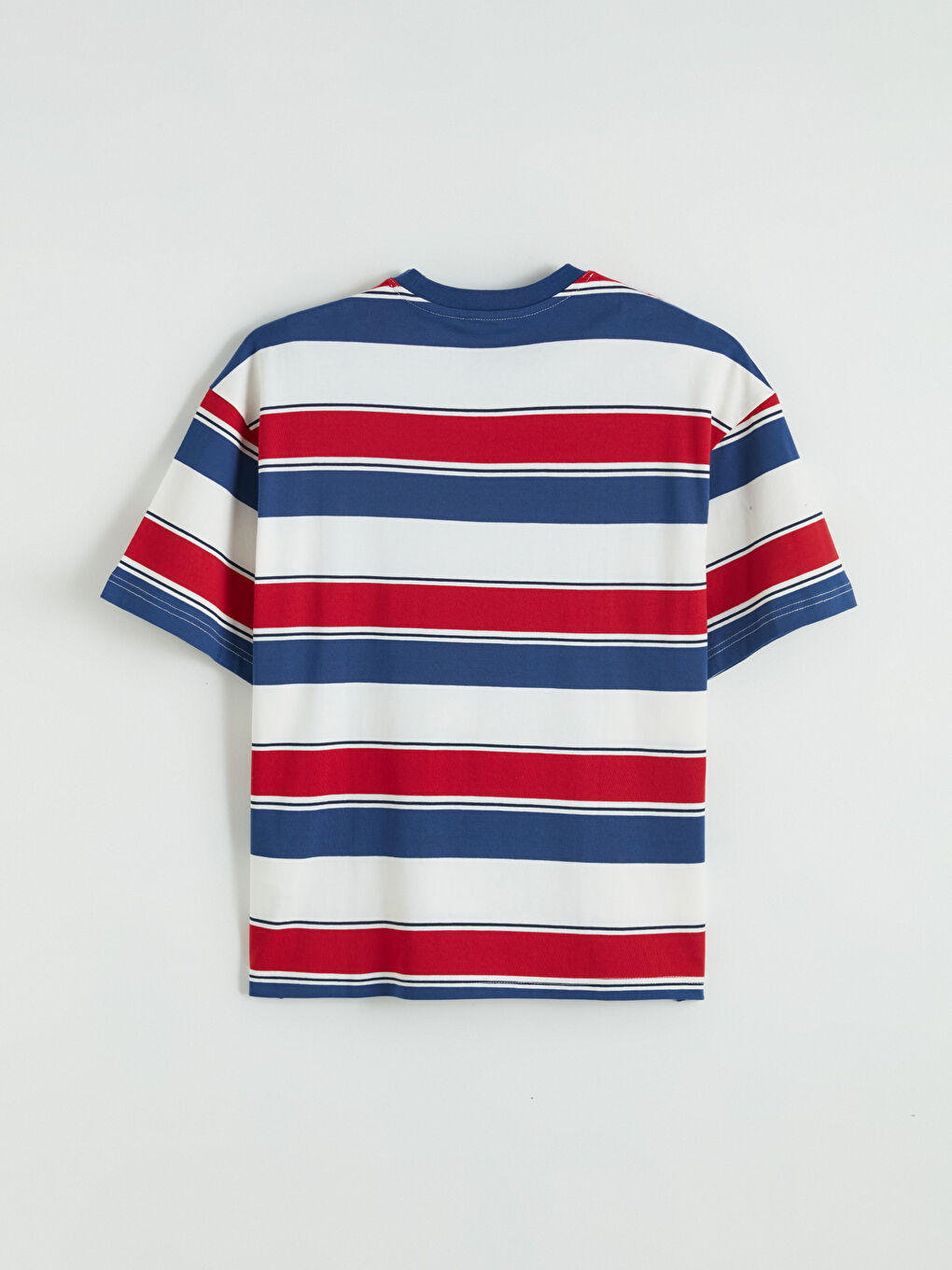 Kırmızı Bisiklet Yaka Çizgili Erkek Tişört-2