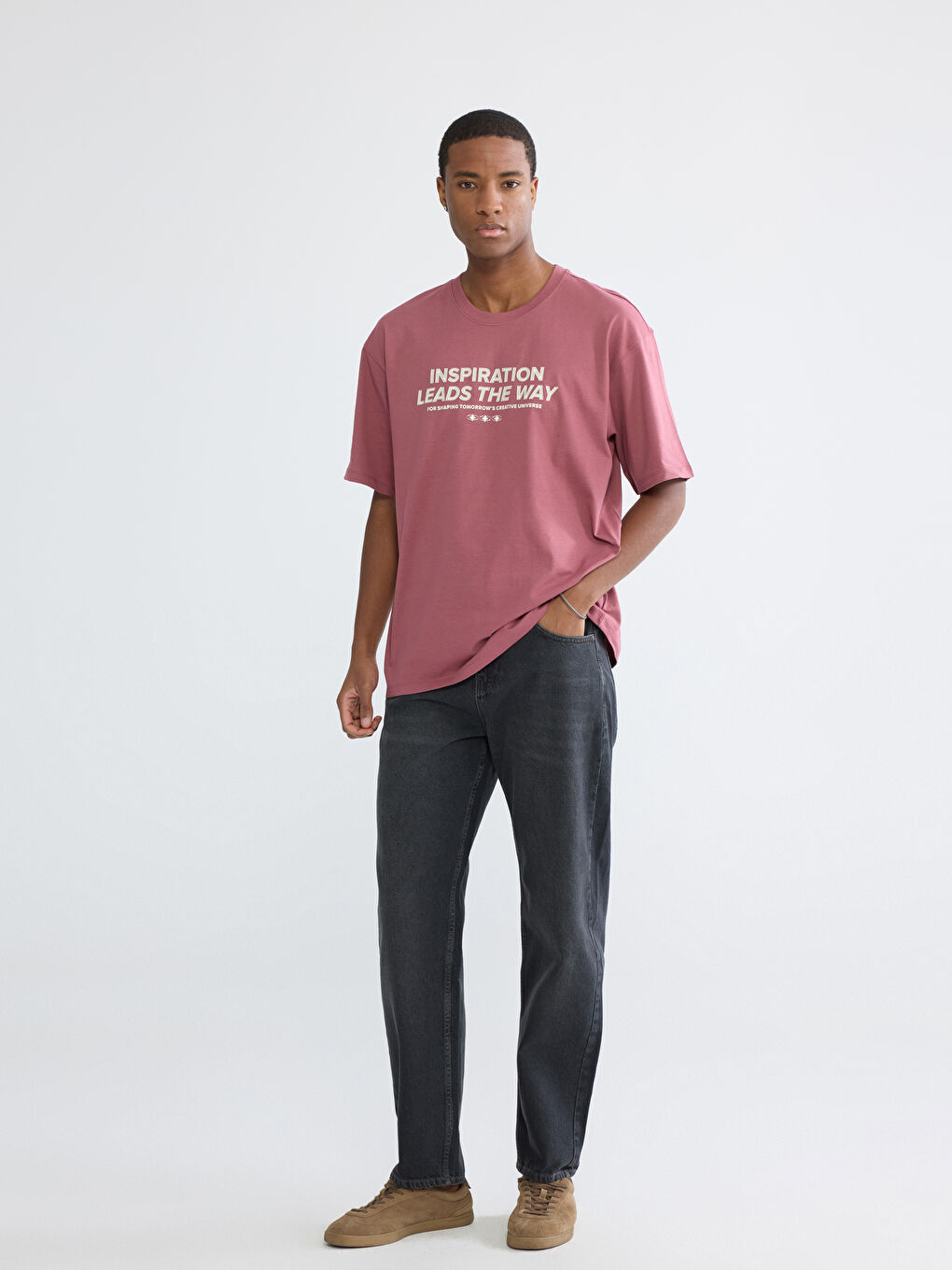 Pembe Bisiklet Yaka Baskılı Erkek Tişört-1