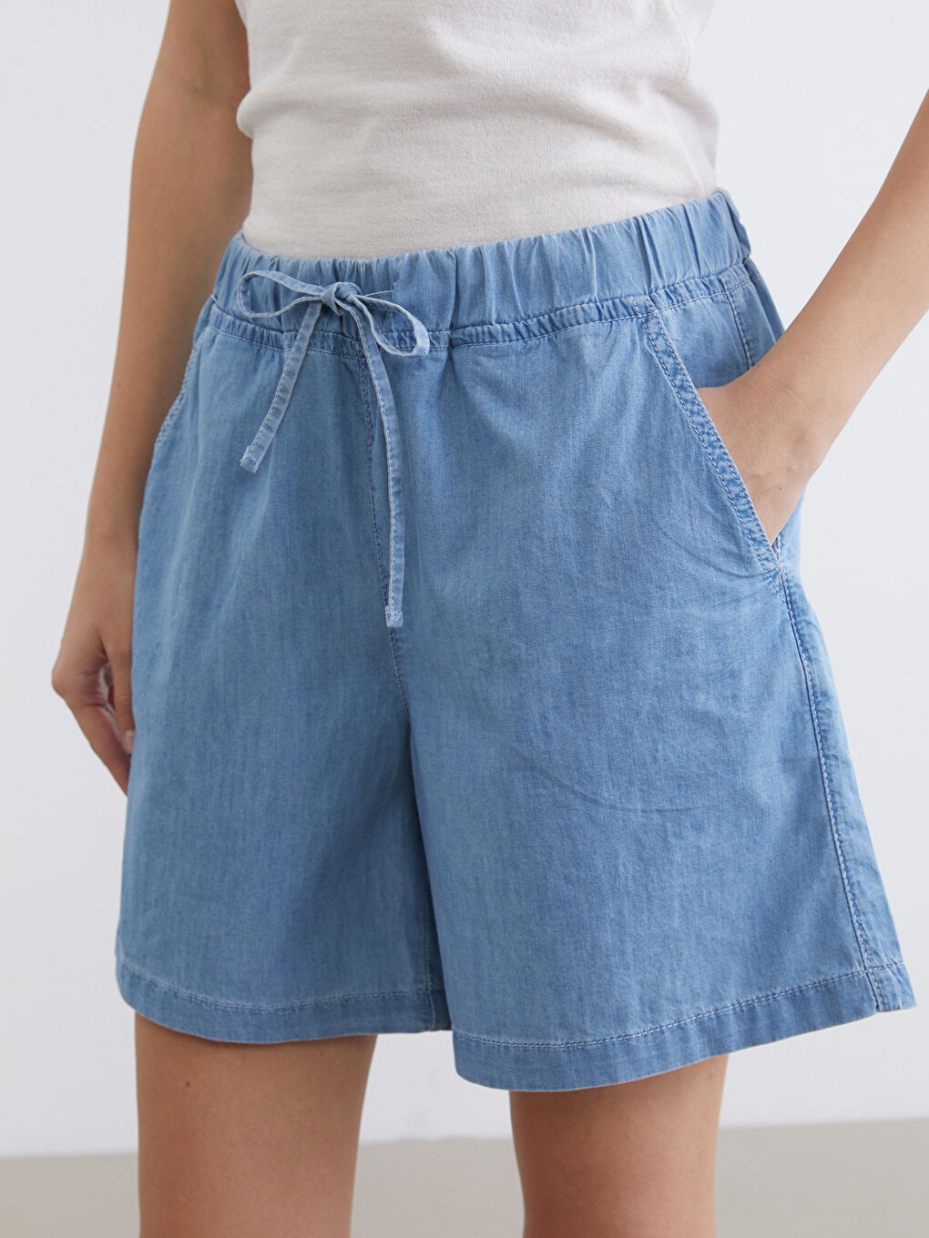 İndigo Beli Lastikli Kadın Jean Şort-2