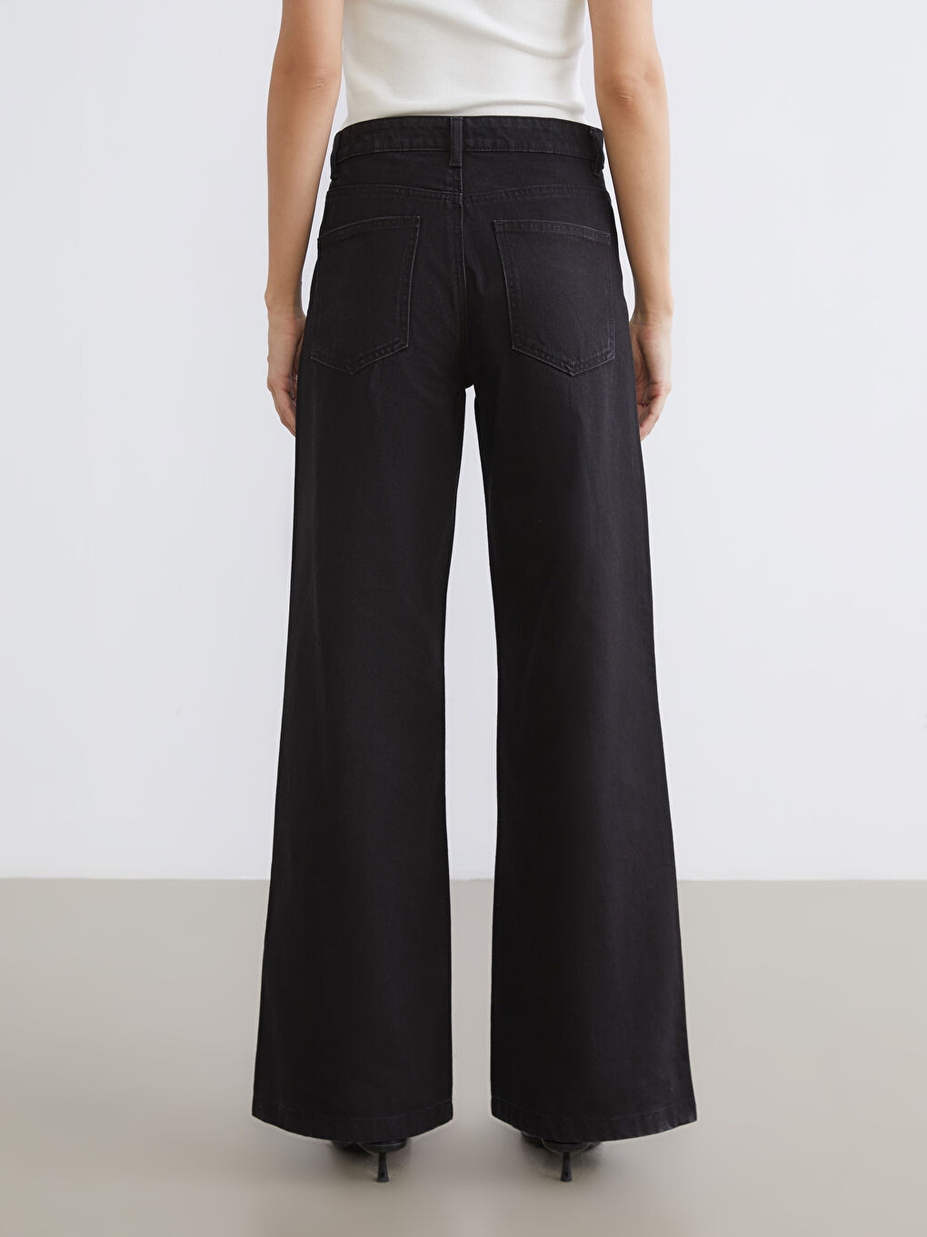 Wideleg Women's Jeans-3