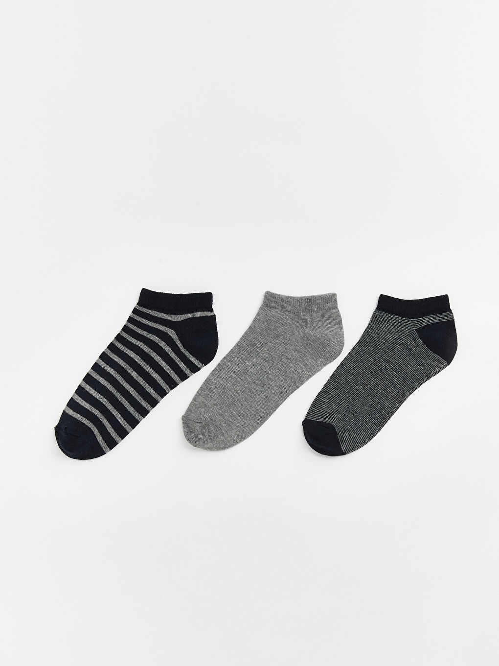 گۆرەوی ڕاهێنەر شینی تۆخ کوڕ