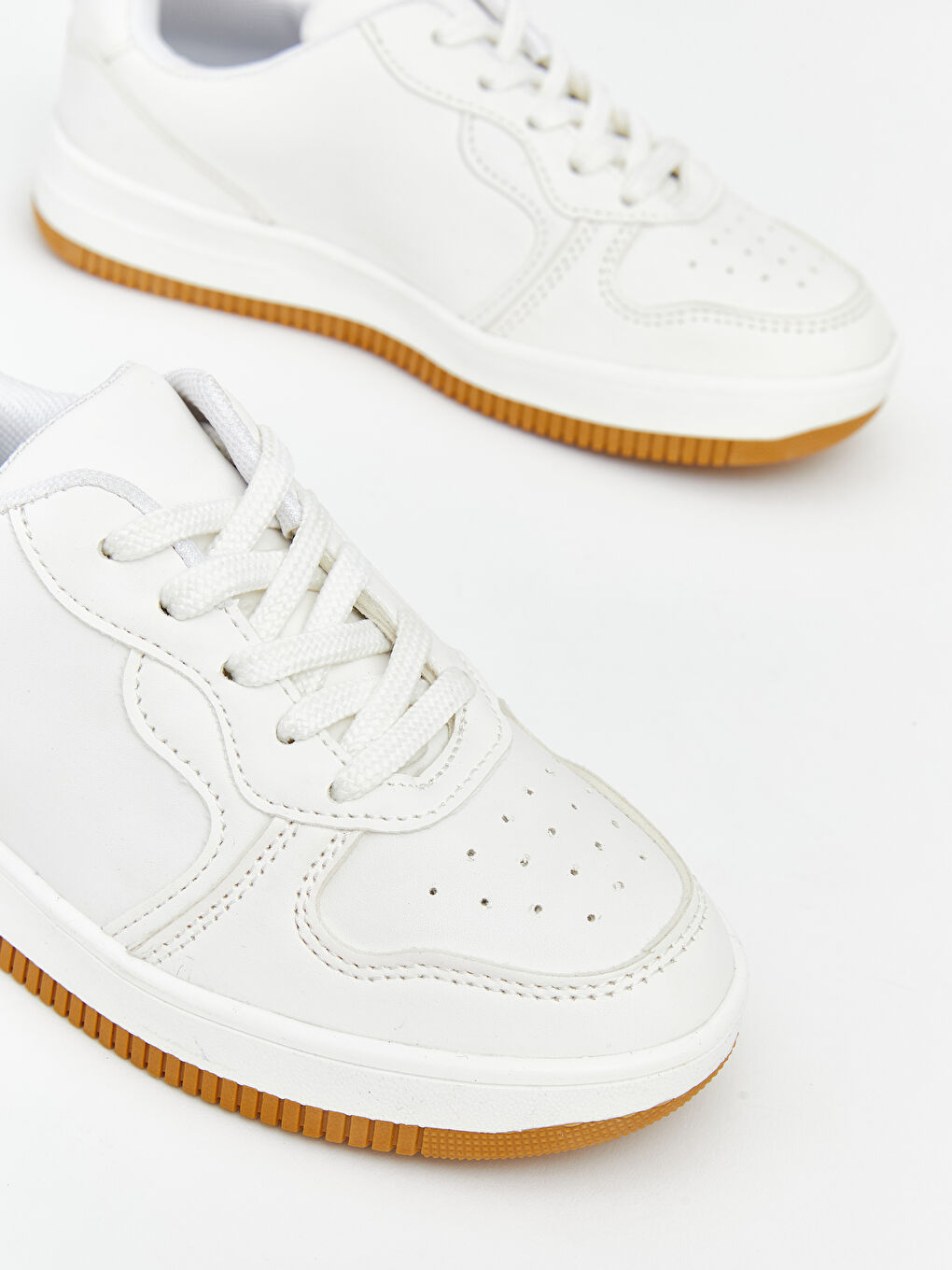 Girl WHITE Sneakers-2