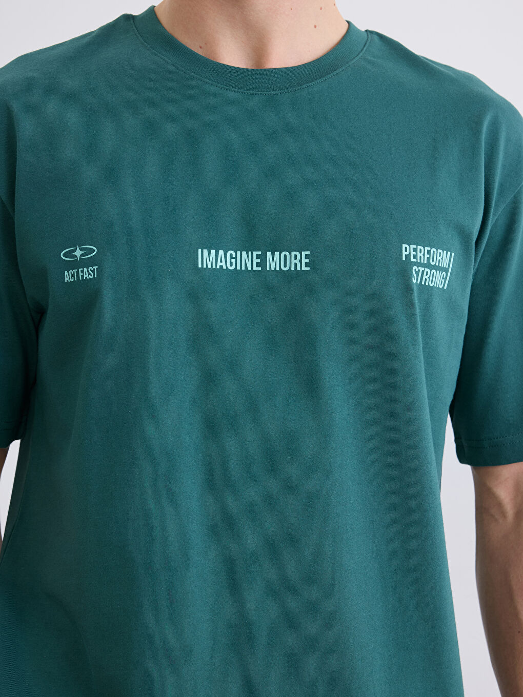 Yeşil Bisiklet Yaka Baskılı Erkek Tişört-2