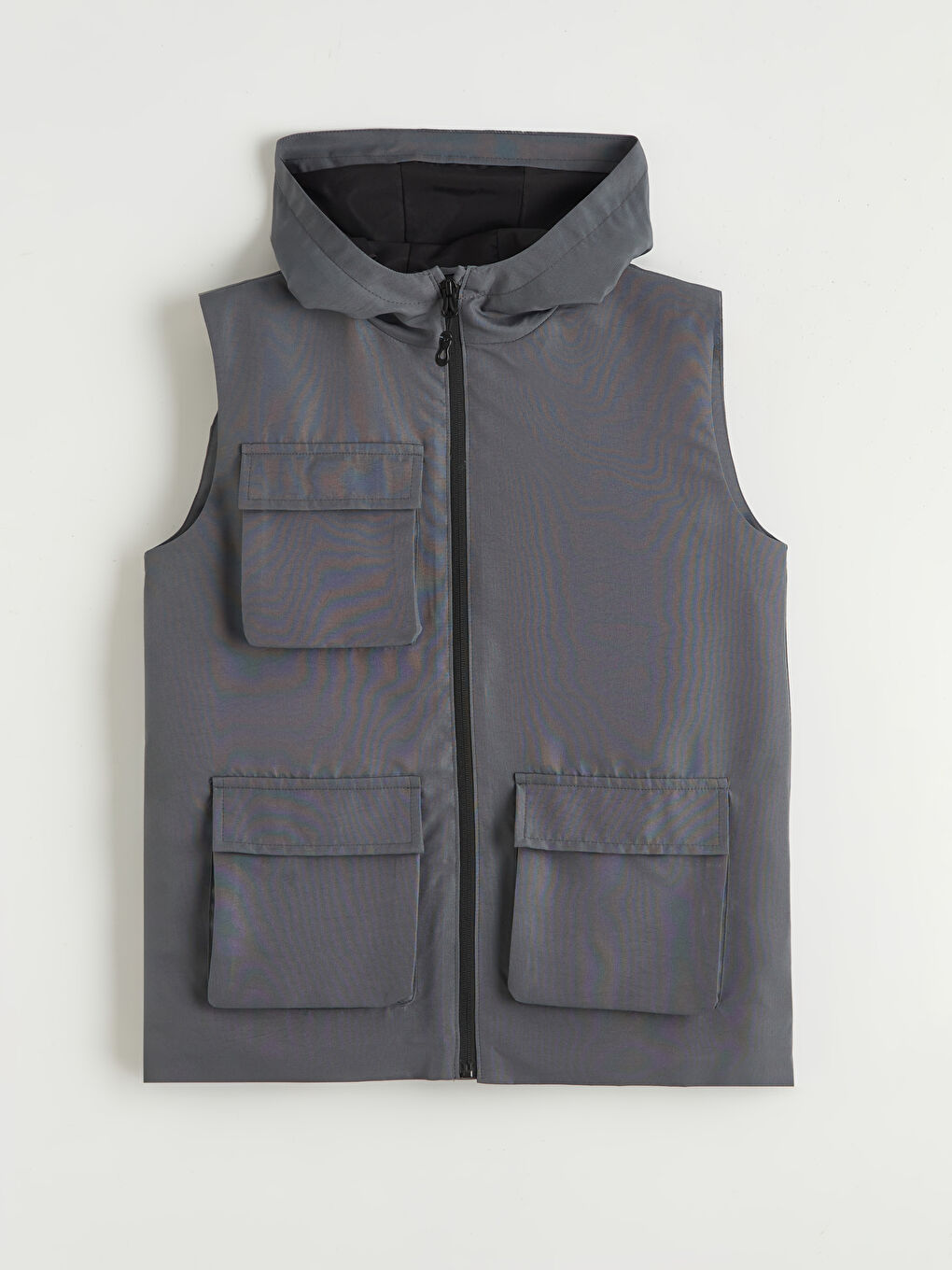 Gri Kapüşonlu Erkek Çocuk Yelek