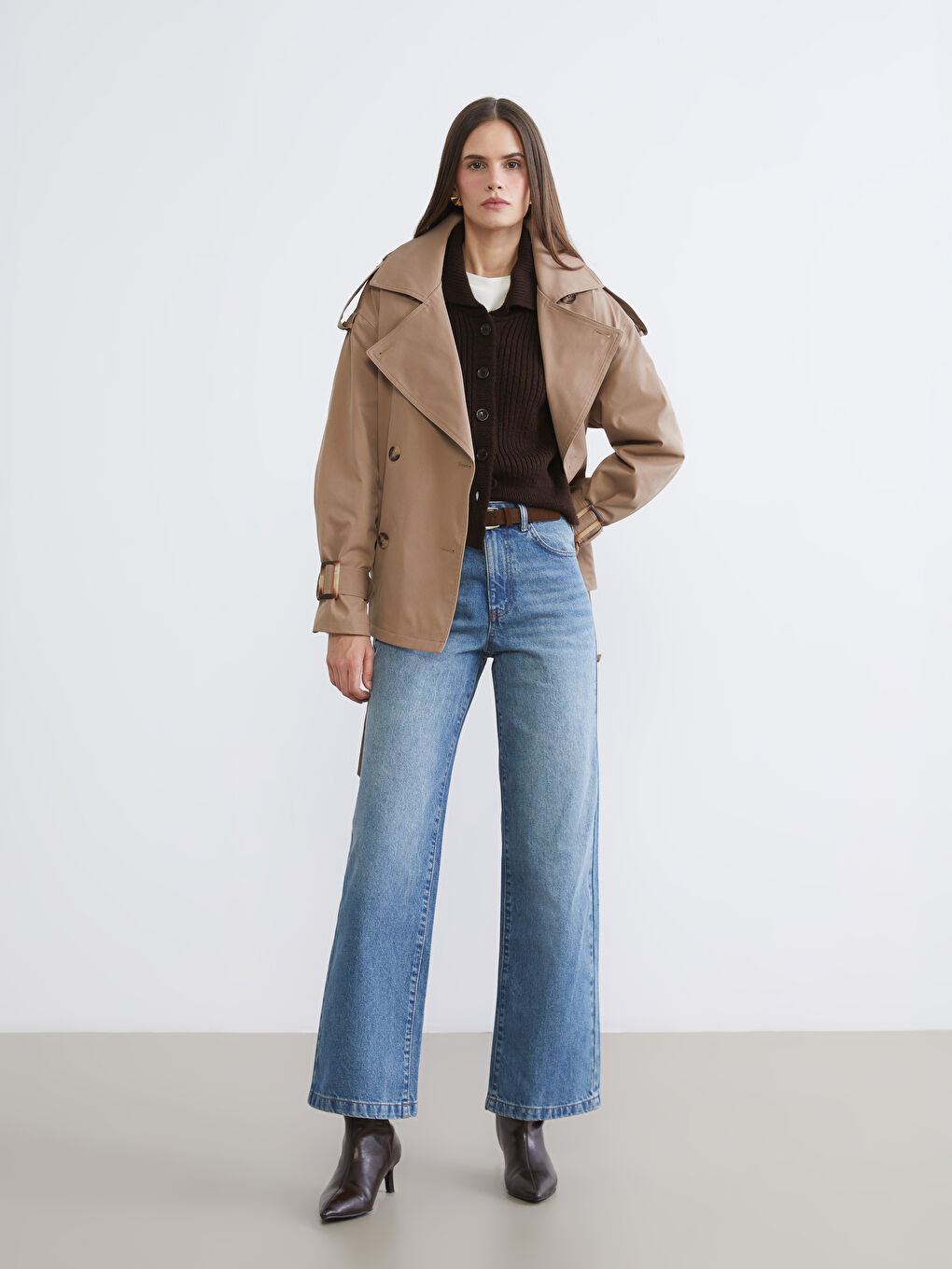 Женские широкие джинсы