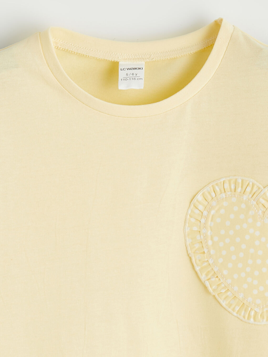 Sarı Bisiklet Yaka Kalp Detaylı Kız Çocuk Tişört	-1