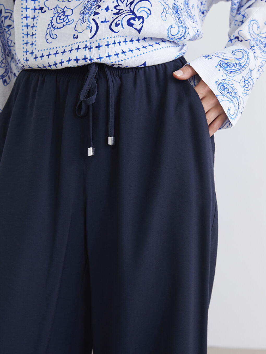 Lacivert Beli Lastikli Geniş Paça Kadın Pantolon-2