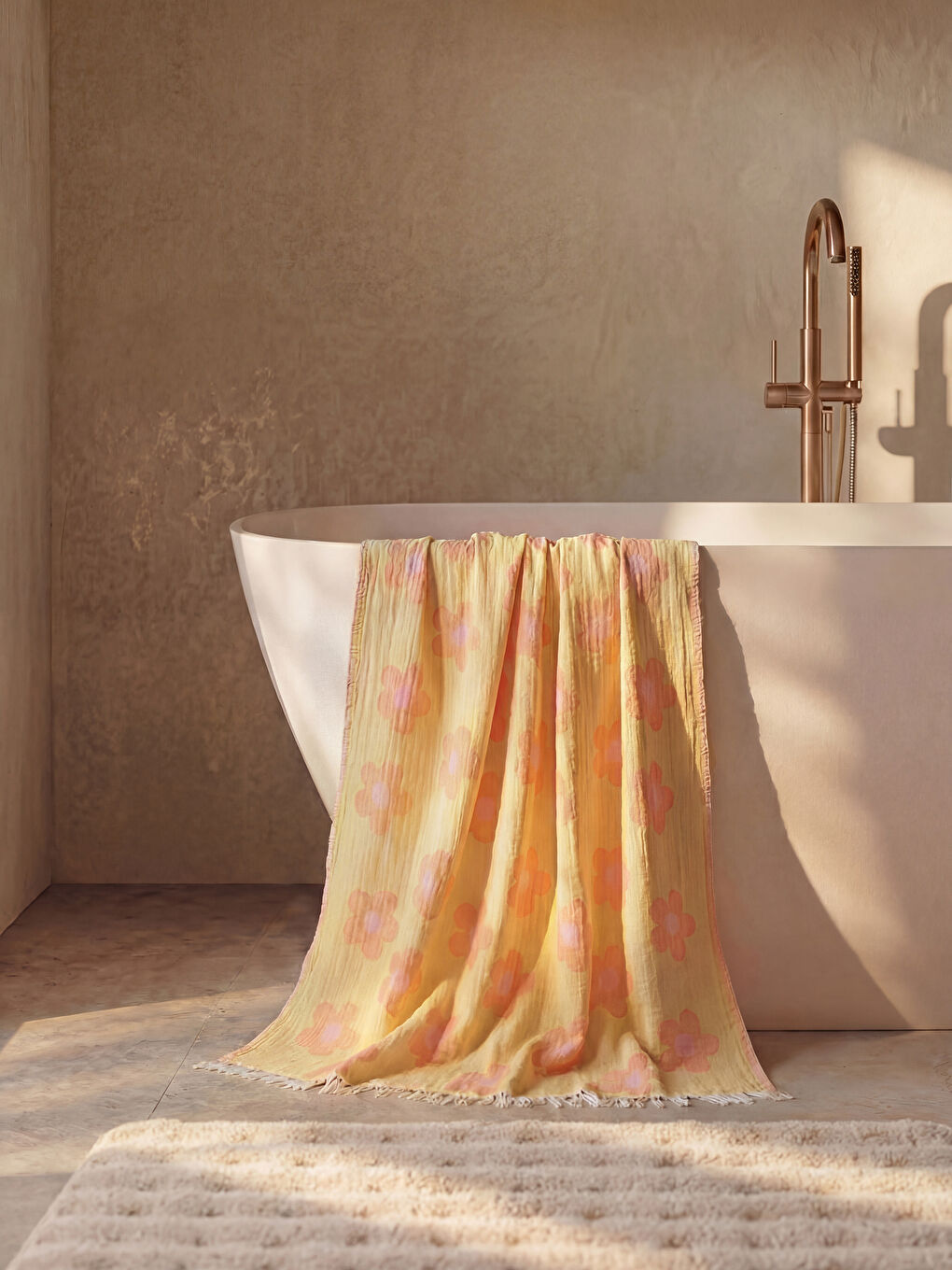 Floral Patterned Peshtemal Towel 90x165 cm