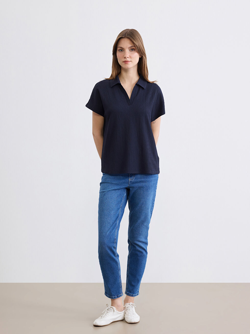 Polo Neck Textured Women's T-Shirt-1