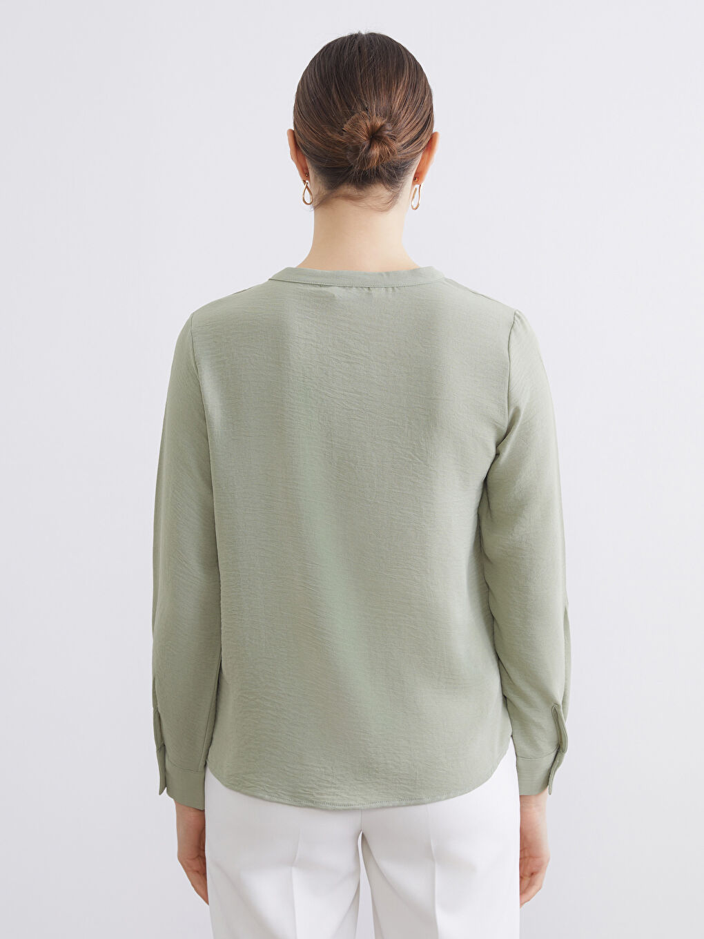 Kaçık Yaka Dokulu Bluz-3