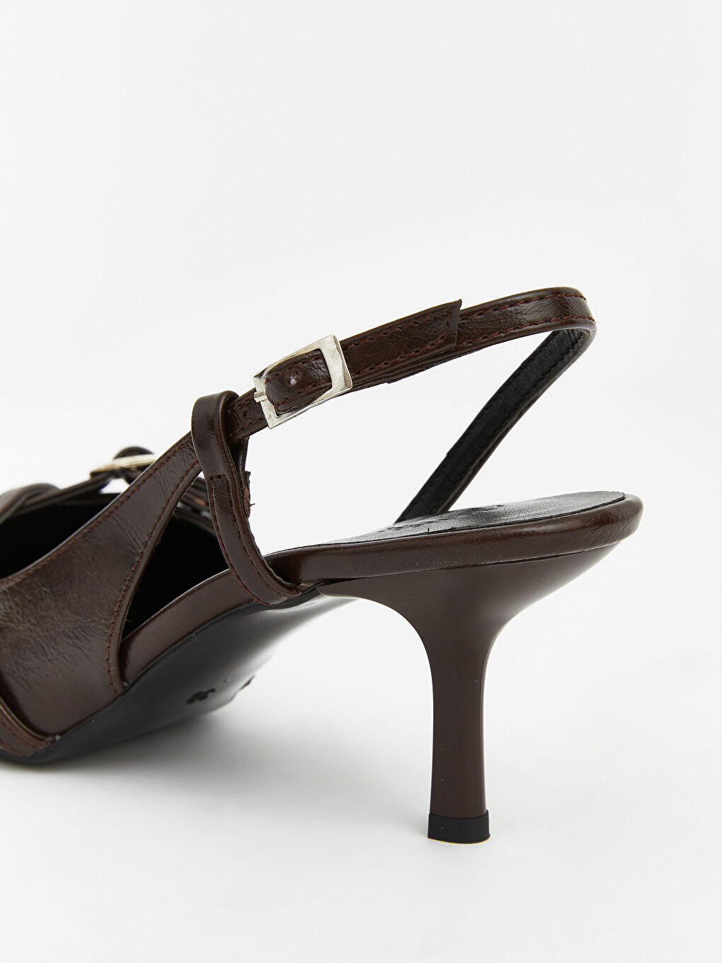 Kahverengi Sivri Burunlu Kadın Topuklu Ayakkabı		
-4