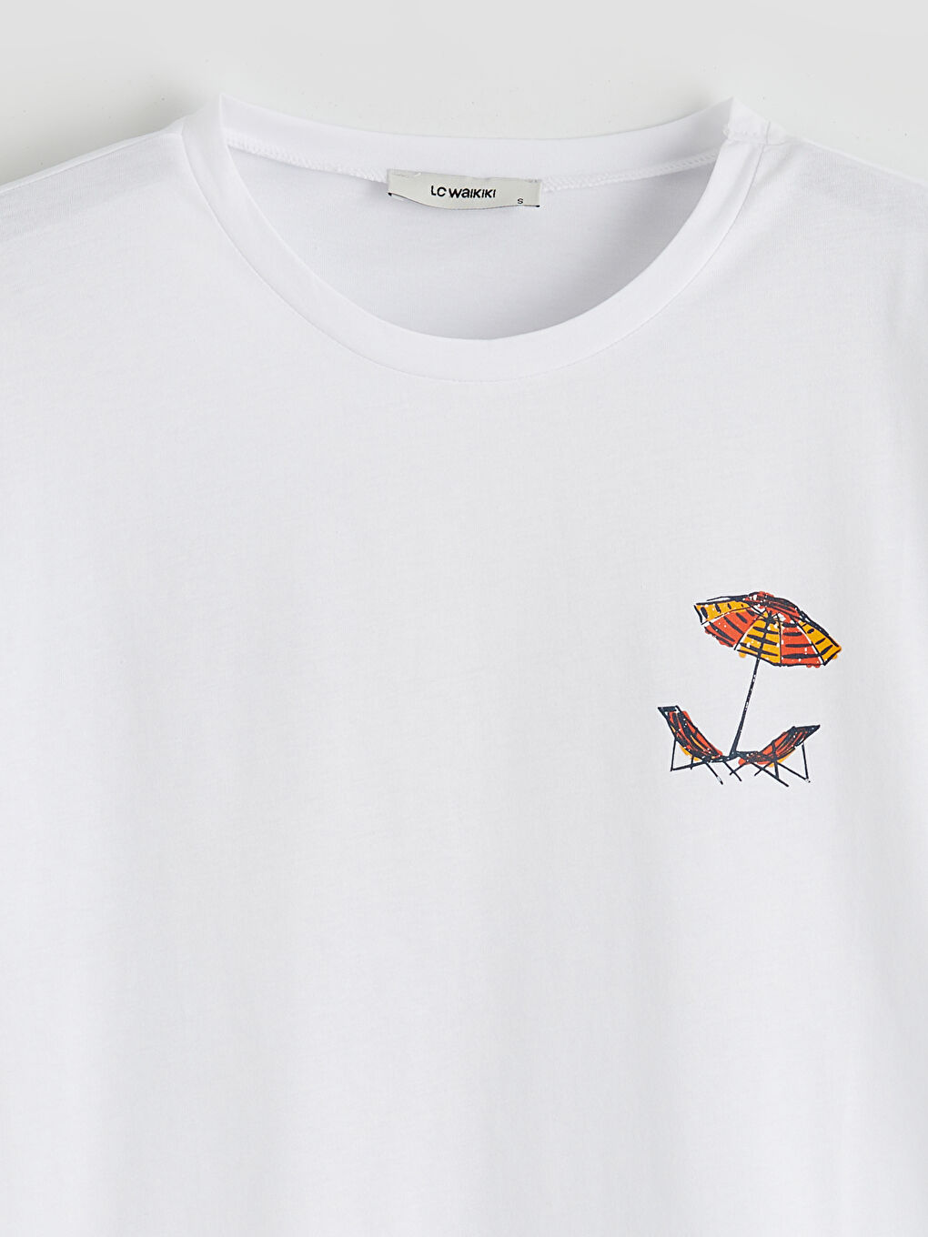 Beyaz Bisiklet Yaka Baskılı Oversize Kadın Tişört-5