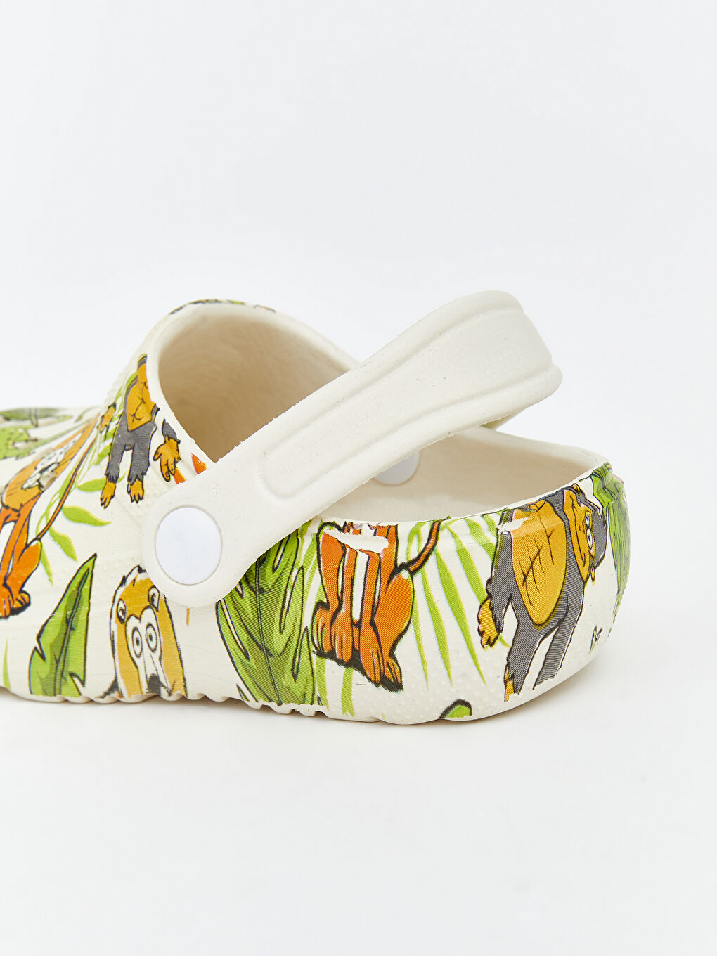 صنادل شاطئ مطبوعة للأولاد الصغيرين-4