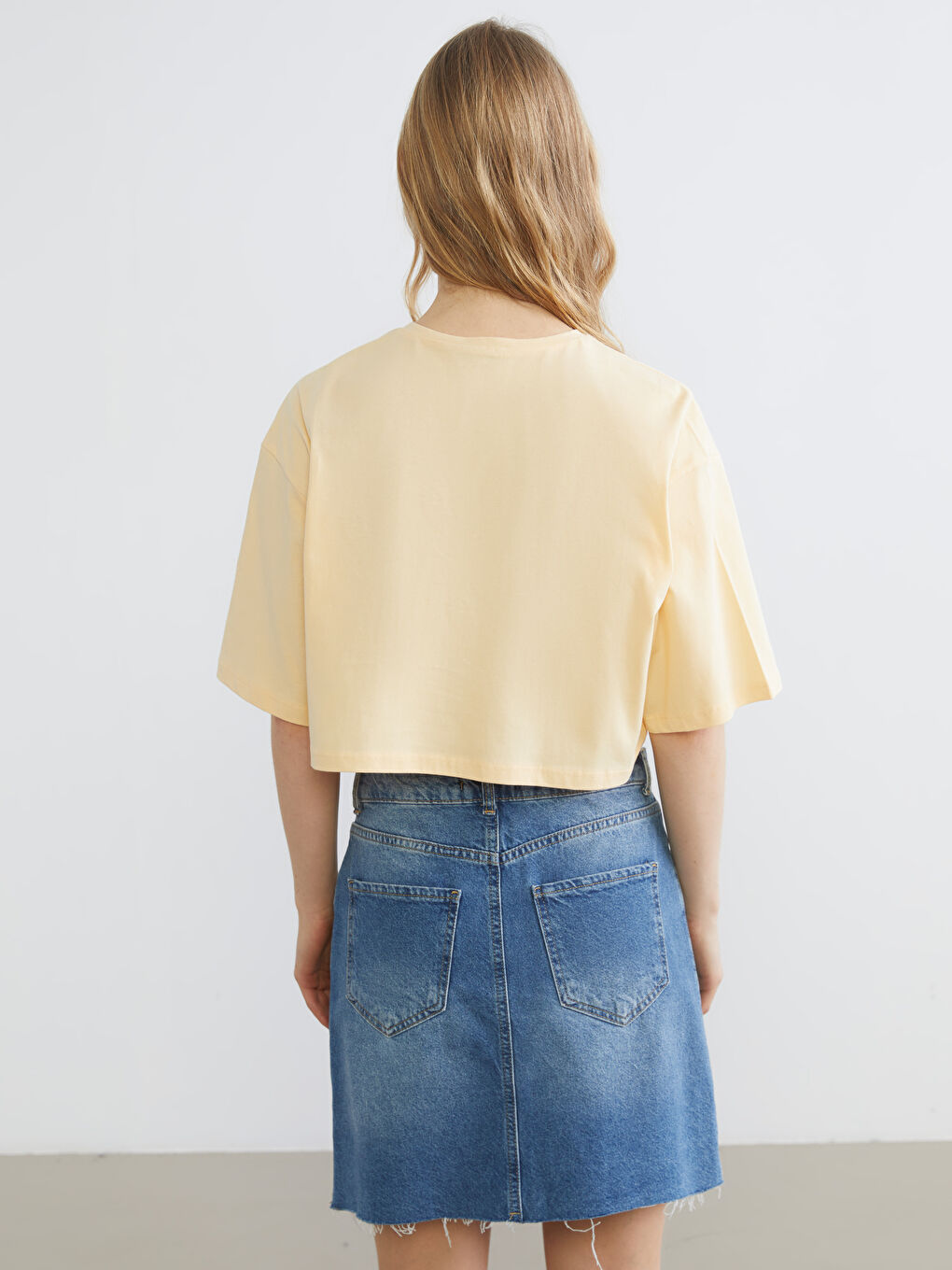 Sarı Bisiklet Yaka Baskılı Oversize Kadın Crop-3