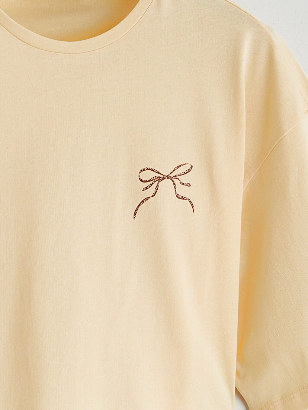 Sarı Bisiklet Yaka Baskılı Oversize Kadın Crop-5