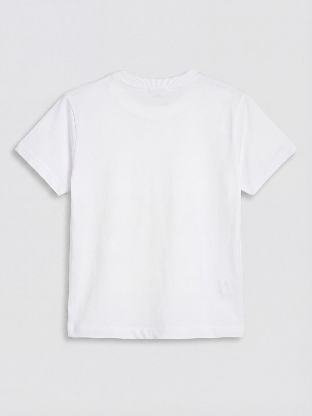Момче Бяло Тениска-2
