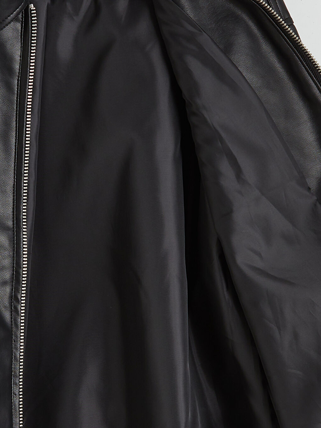 Siyah Gömlek Yaka Oversize Kadın Deri Görünümlü Ceket-6