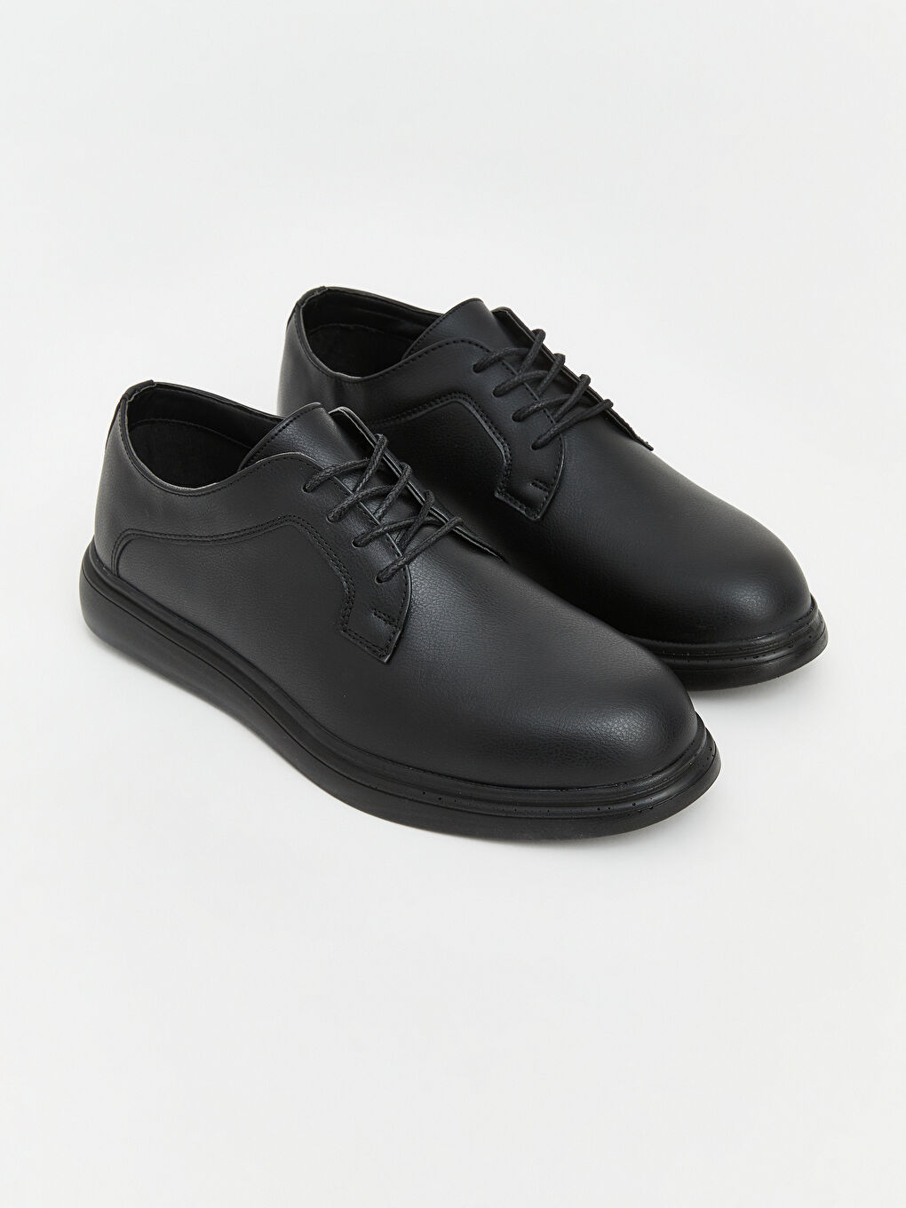 Siyah Deri Görünümlü Erkek Klasik Ayakkabı