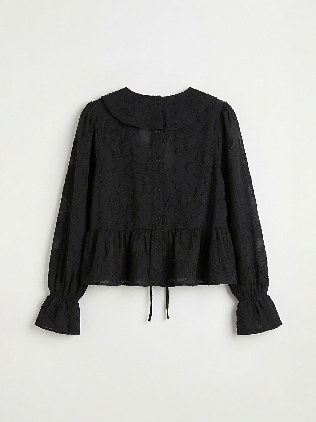 Siyah V Yaka Desenli Fırfırlı Bluz	