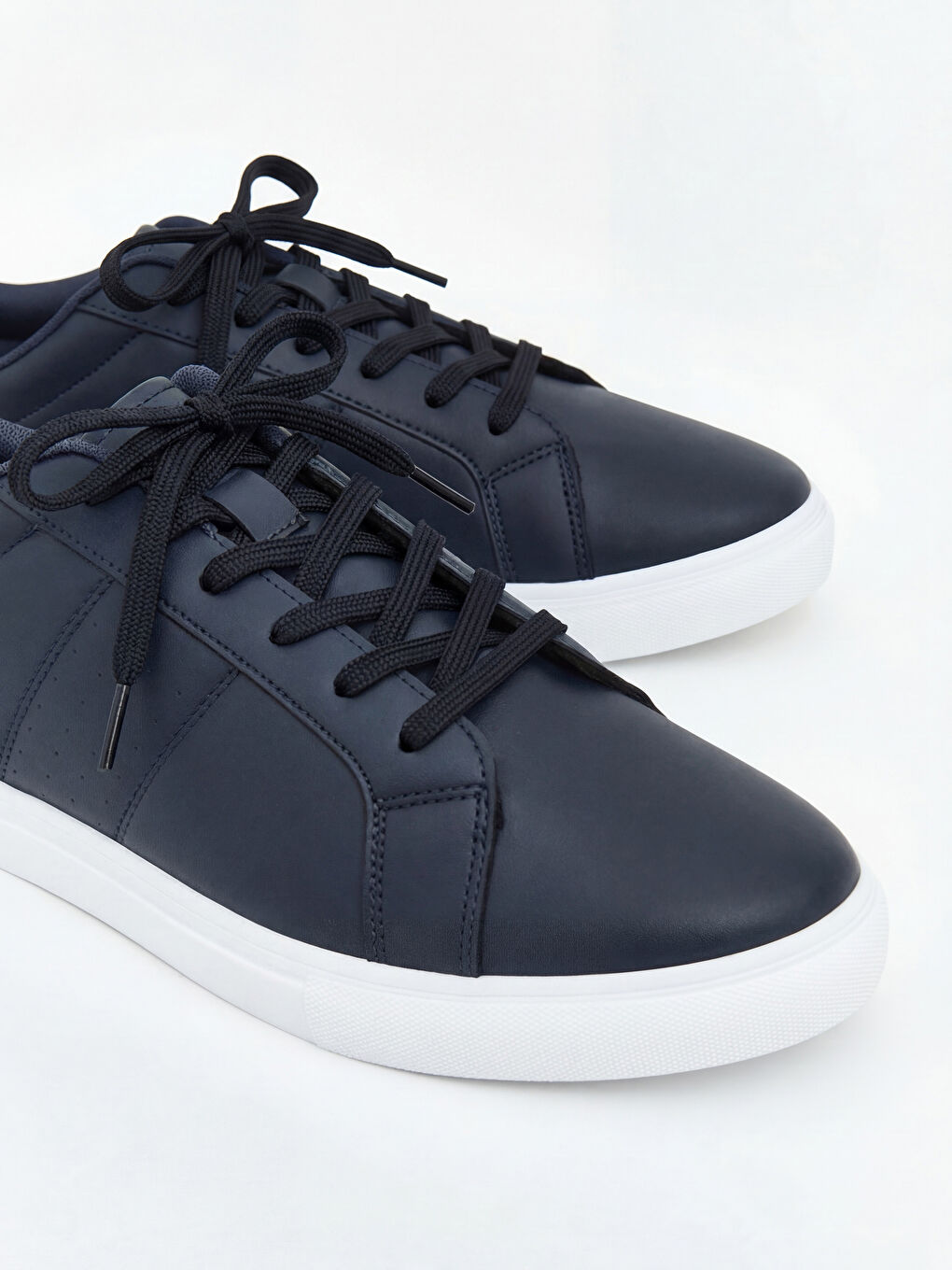 Мужские кроссовки из искусственной кожи на шнуровке-2