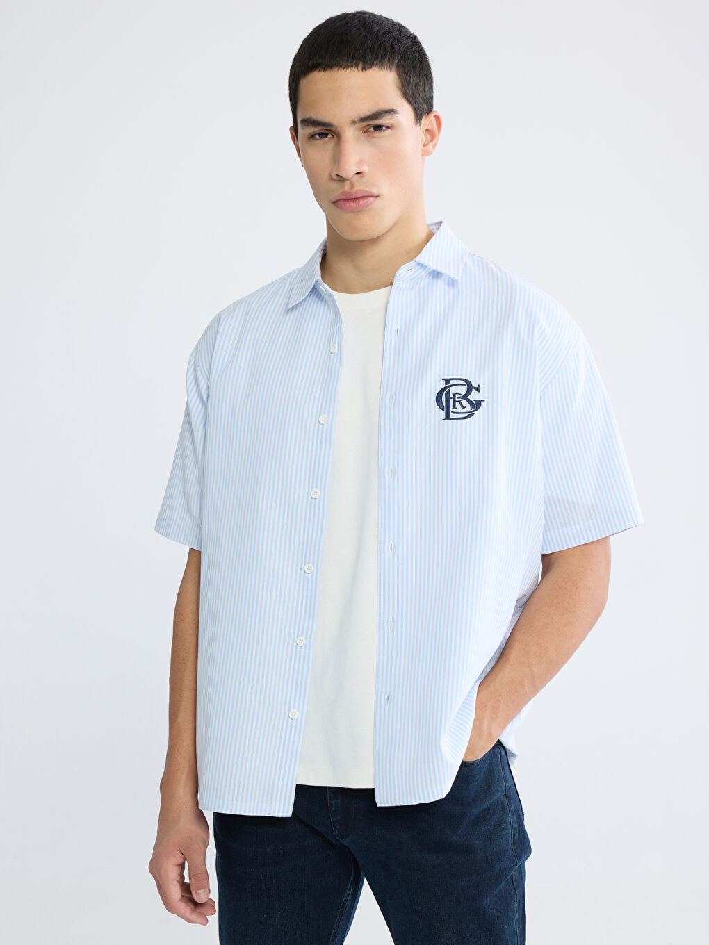 მამაკაცები მუქი ლურჯი პერანგი-2