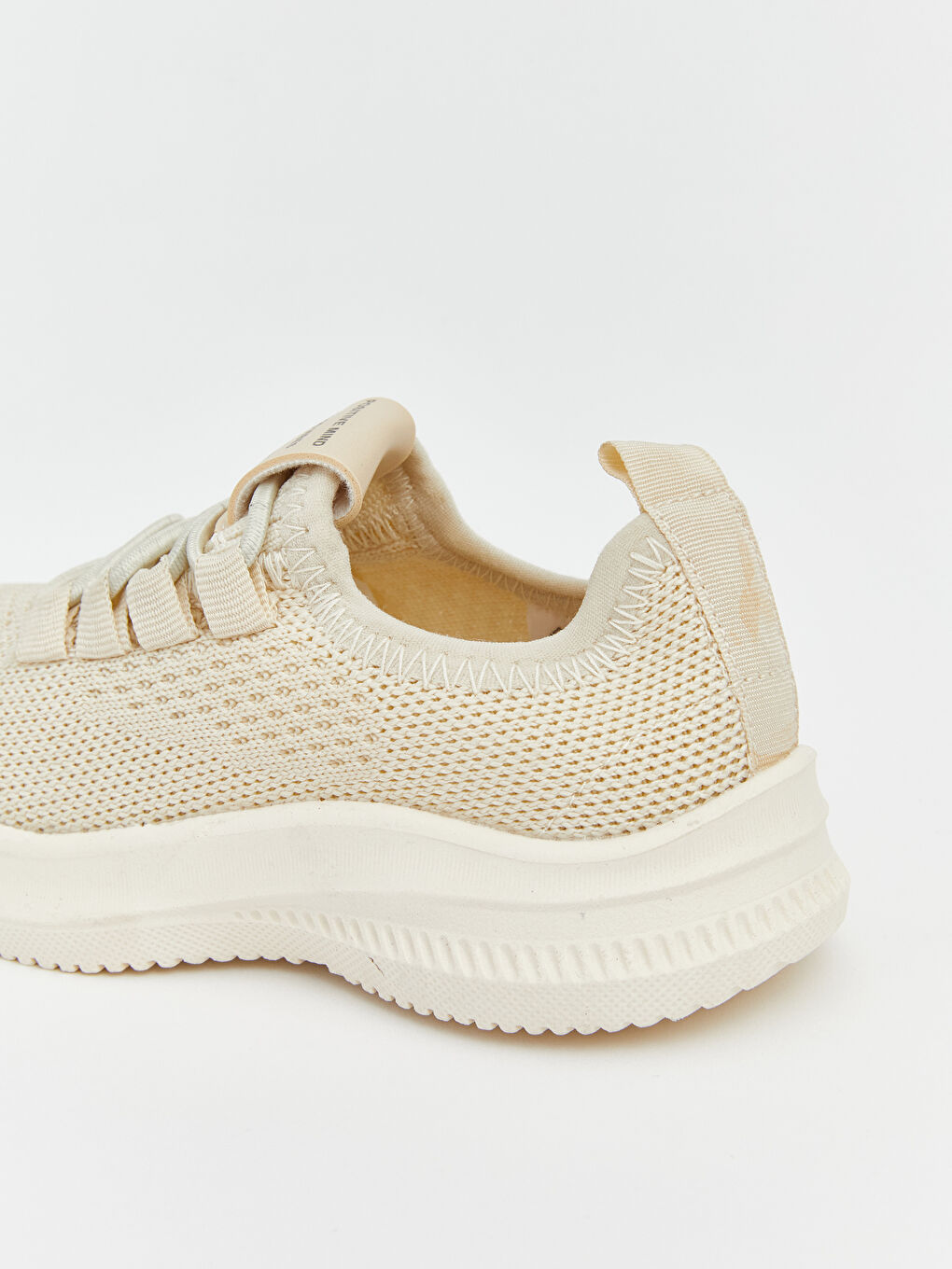 أحذية رياضية-4