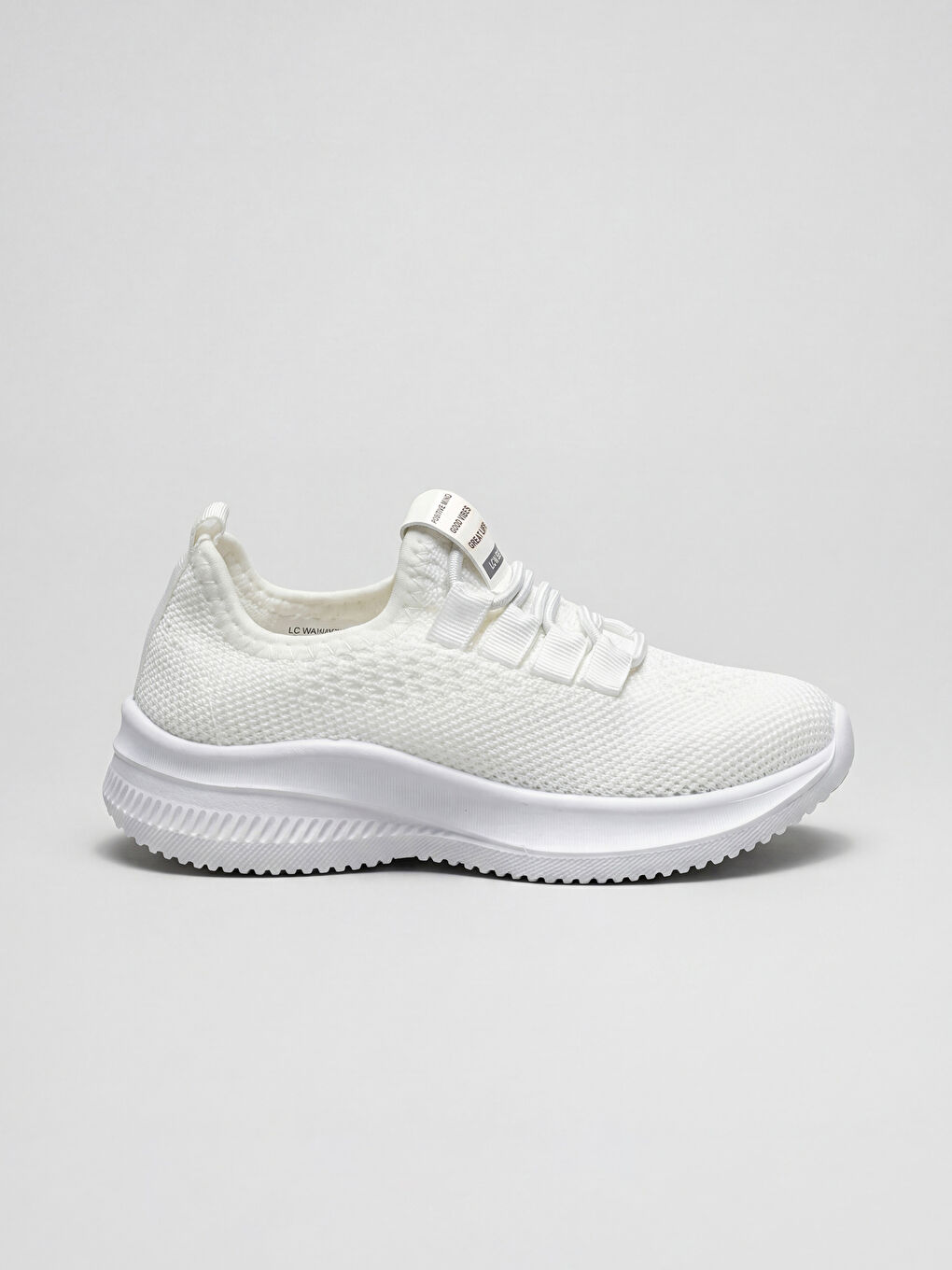 أحذية رياضية-1