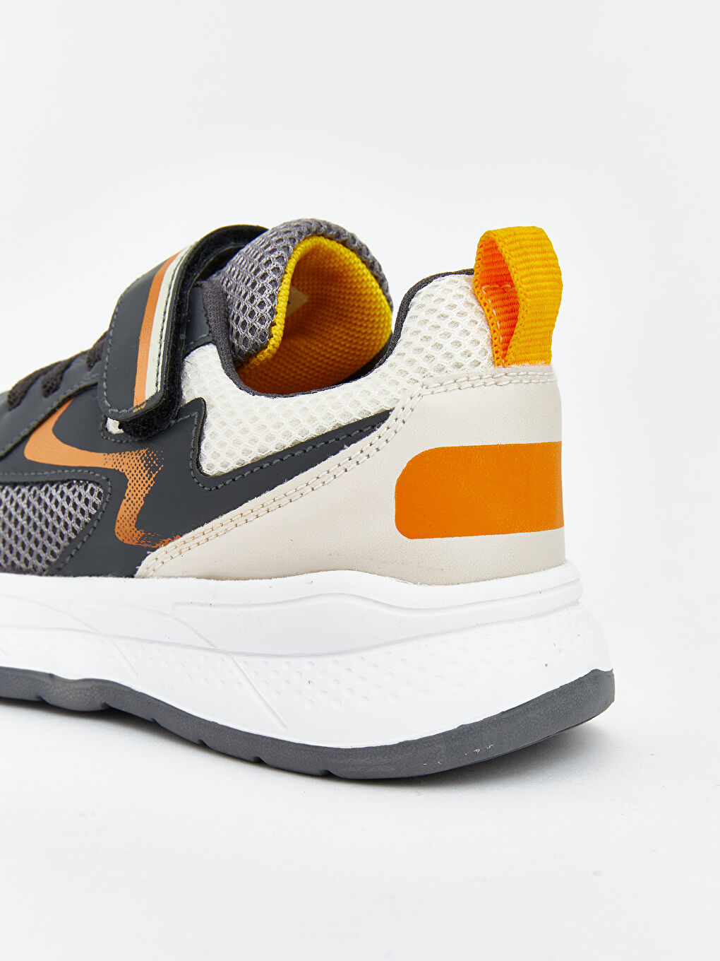 أحذية رياضية-4