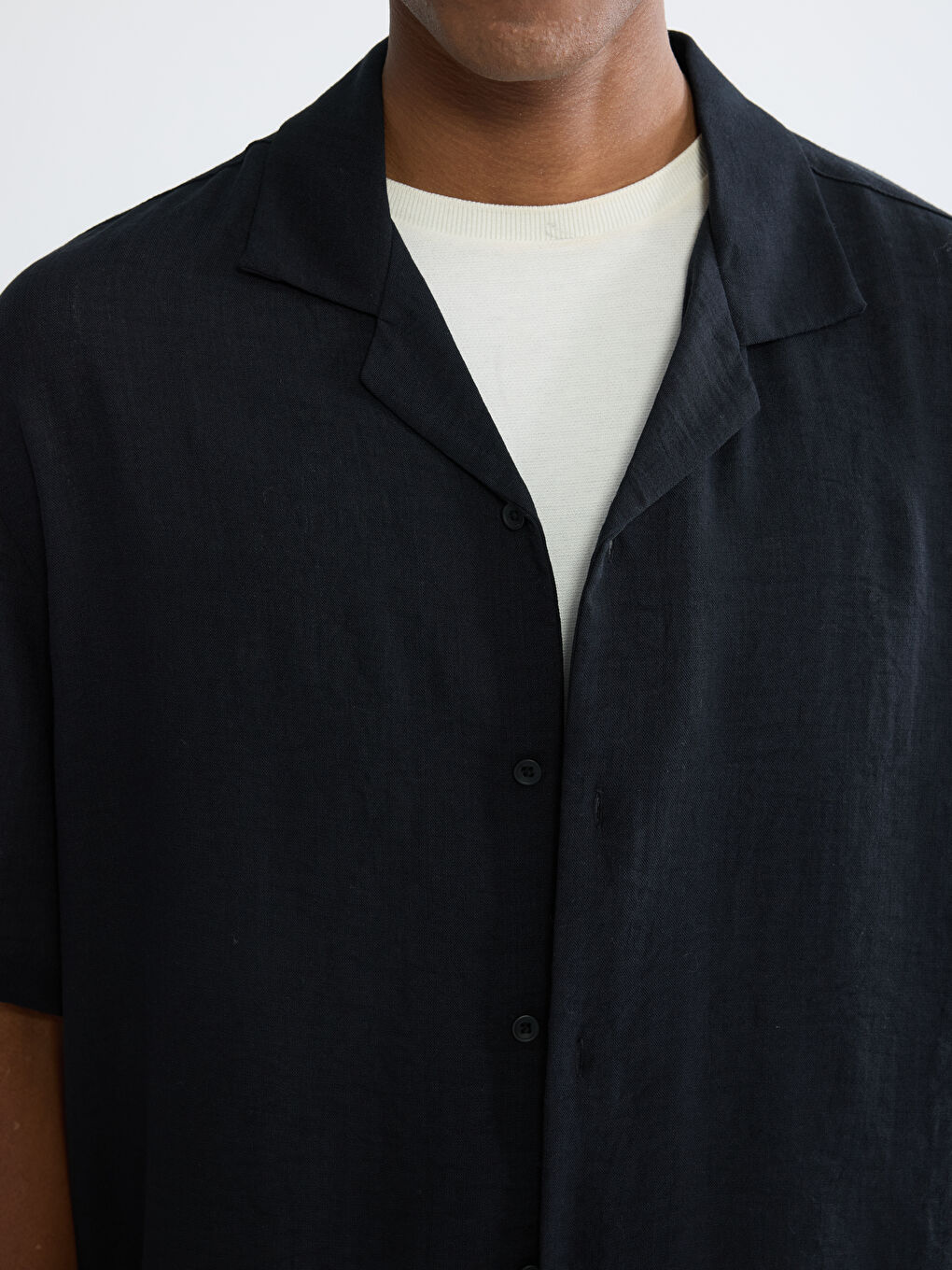 Siyah Regular Fit Erkek Kısa Kollu Krinkle Gömlek-2