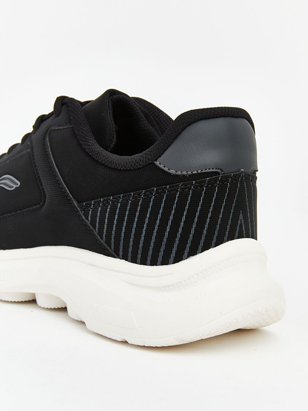 Siyah Bağcıklı Erkek Spor Ayakkabı-4