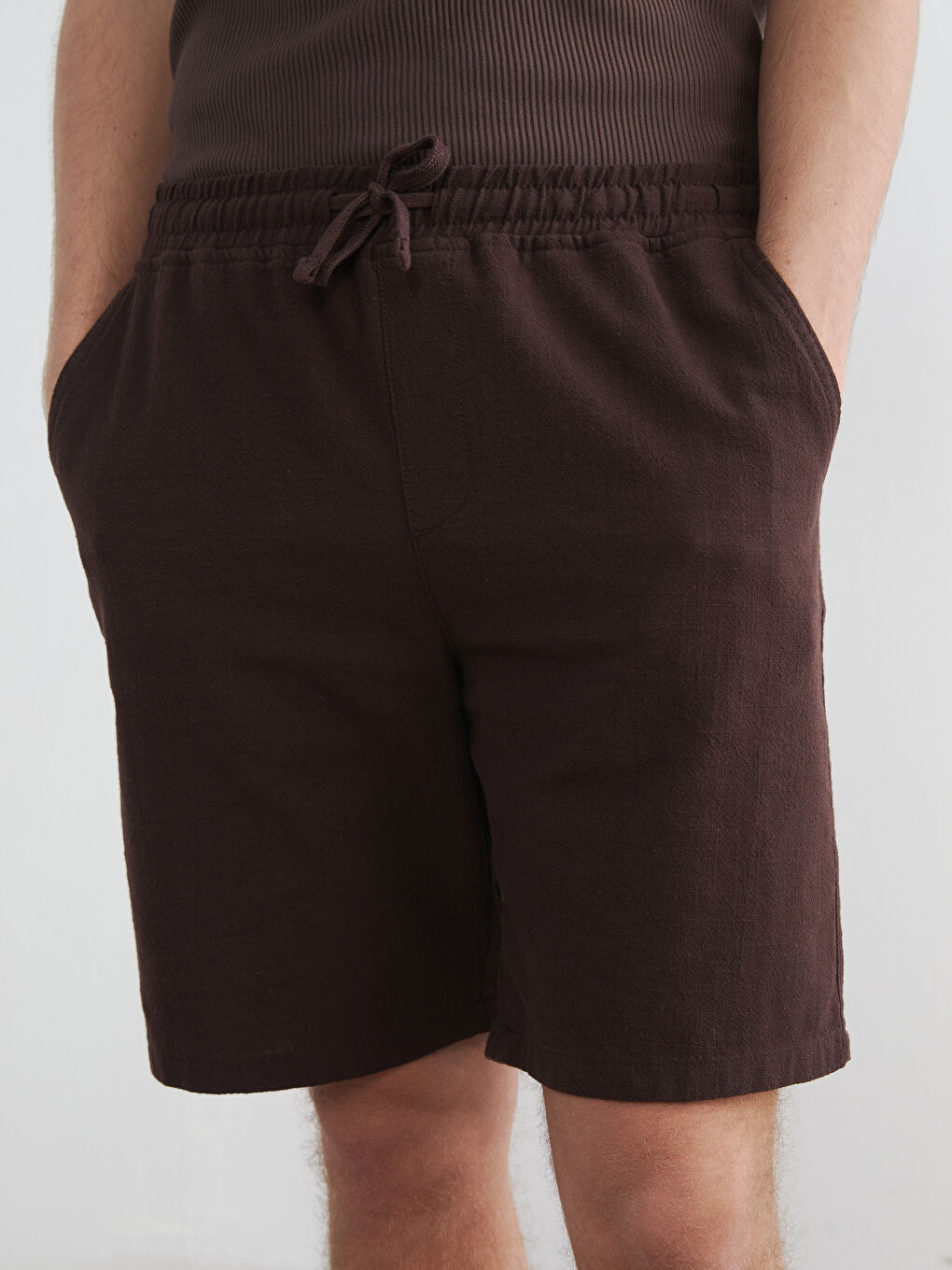 Kahverengi Standart Kalıp Keten Görünümlü Erkek Şort-2