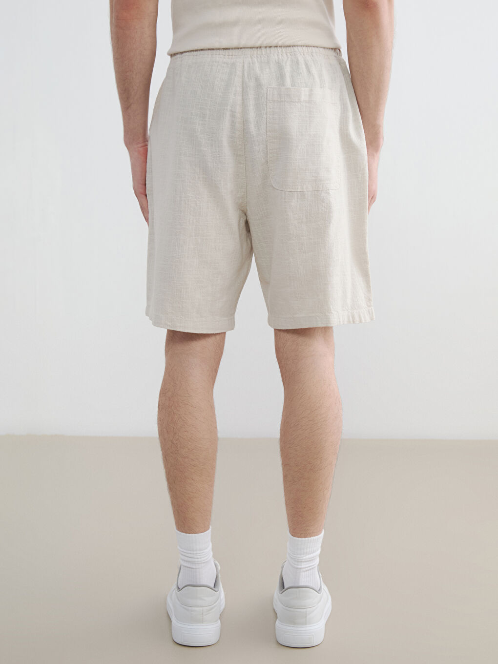 Bej Standart Kalıp Keten Görünümlü Erkek Şort-3