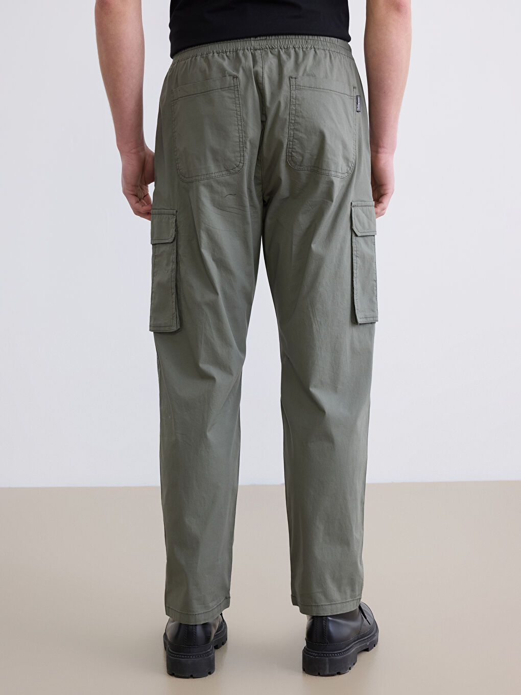 Relaxed Fit Men's Cargo Trousers-3