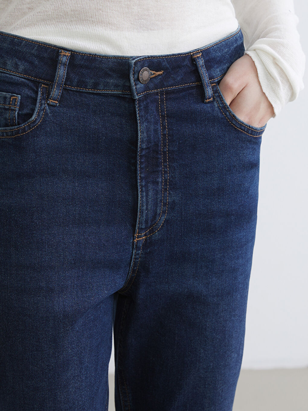 Woman INDIGO Jeans-2