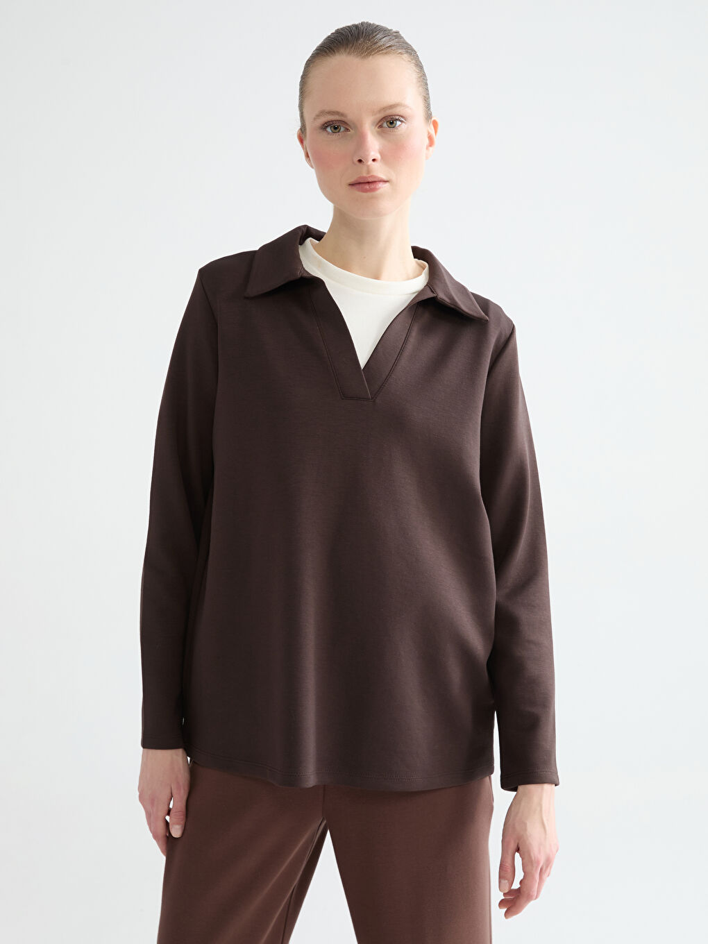 Kahverengi Polo Yaka Kadın Sweatshirt