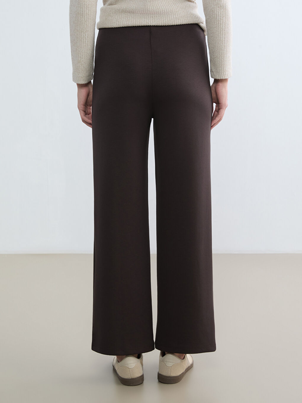 Kahverengi Beli Lastikli Soft Touch Kadın Eşofman Altı-3