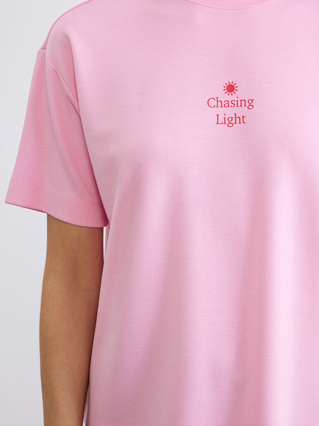 Әйелдер қызғылт футболка-2