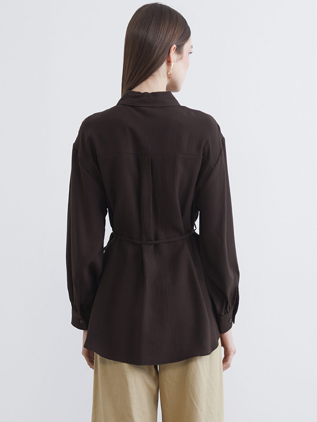 Kahverengi Beli Kuşaklı Dokulu Kadın Gömlek Tunik-3