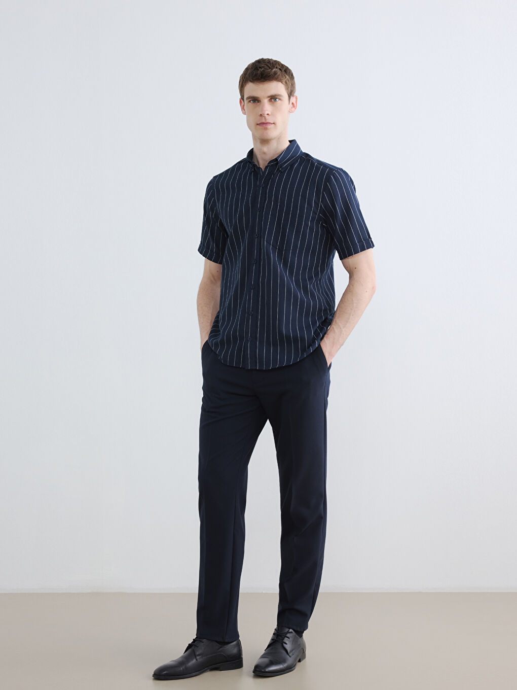 Lacivert Regular Fit Çizgili Erkek Gömlek-1