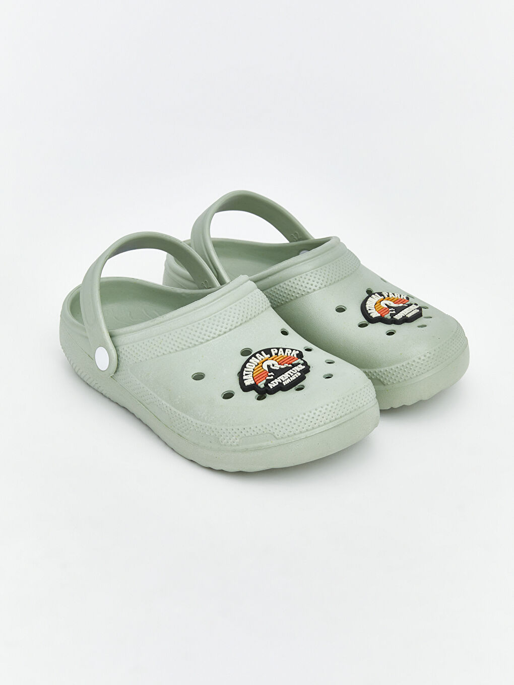 صنادل شاطئية للأولاد بطبعة المنتزه الوطني