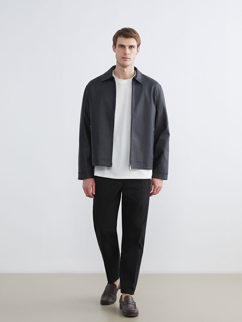 Siyah Standart Kalıp Erkek Deri Görünümlü Mont-1