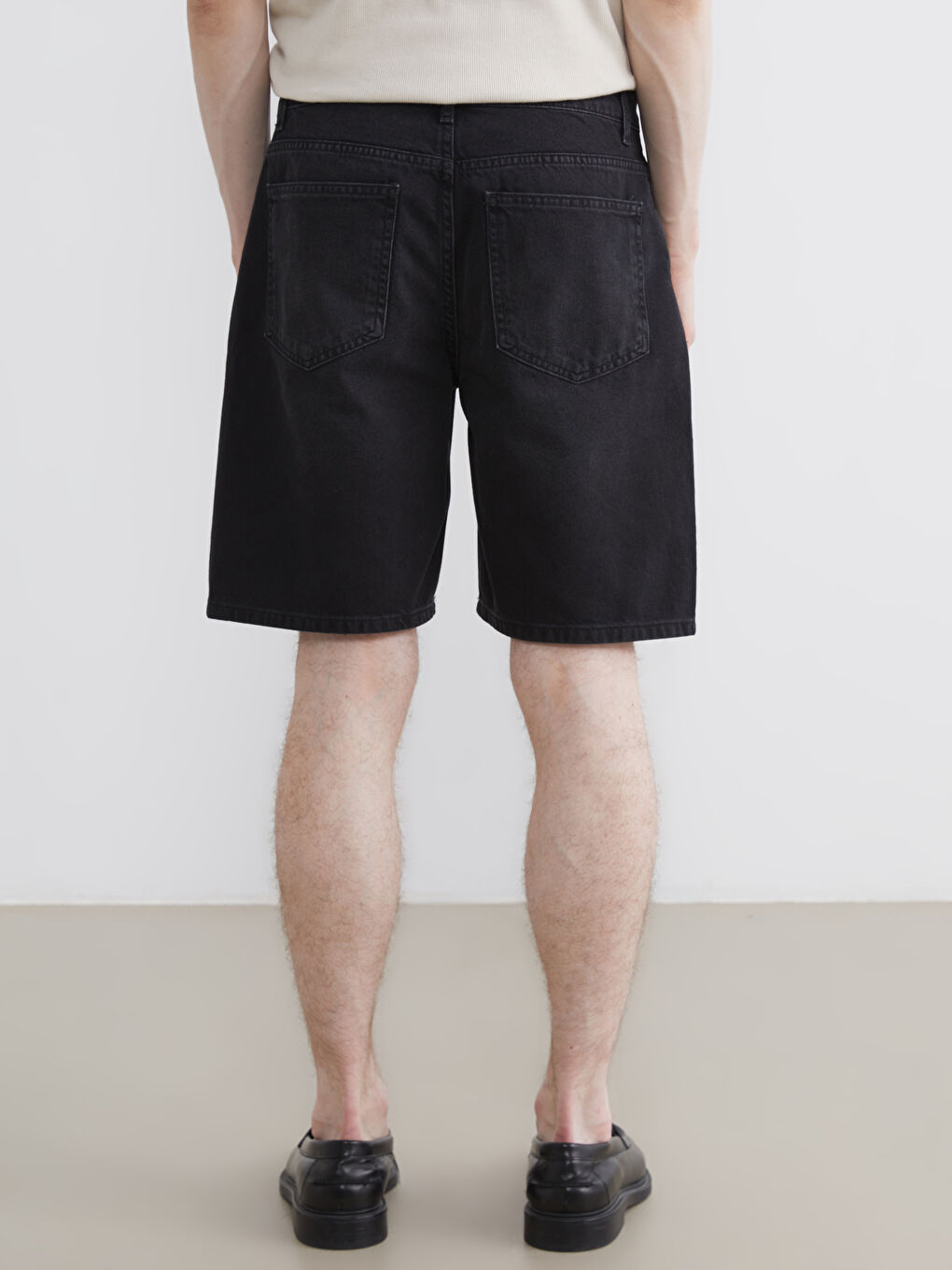 شورت جينز أسود رجل-3