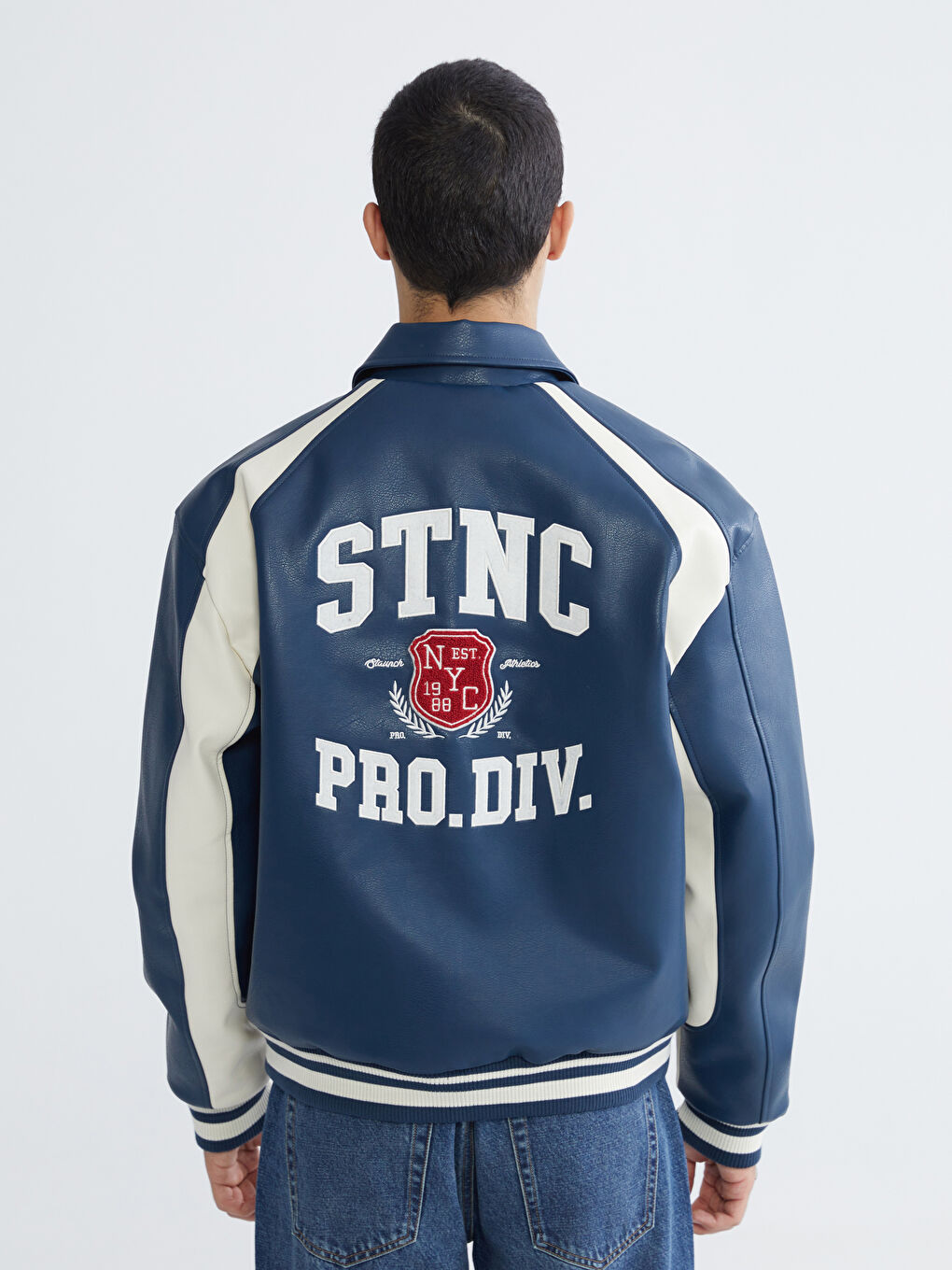 Lacivert Rahat Kalıp Nakışlı Erkek Deri Görünümlü Mont-4