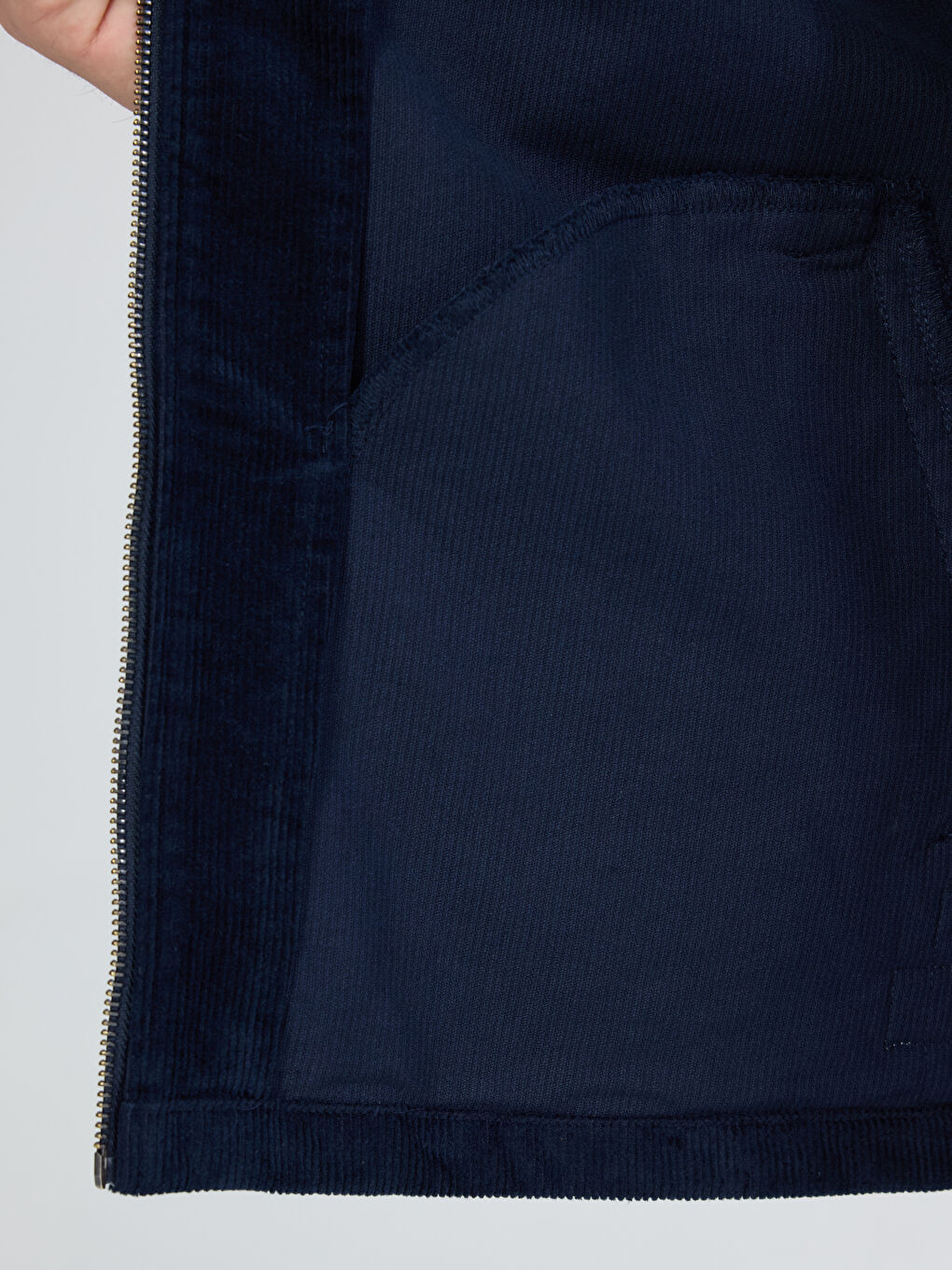 Loose Fit Velvet Men's Shirt Jacket-4