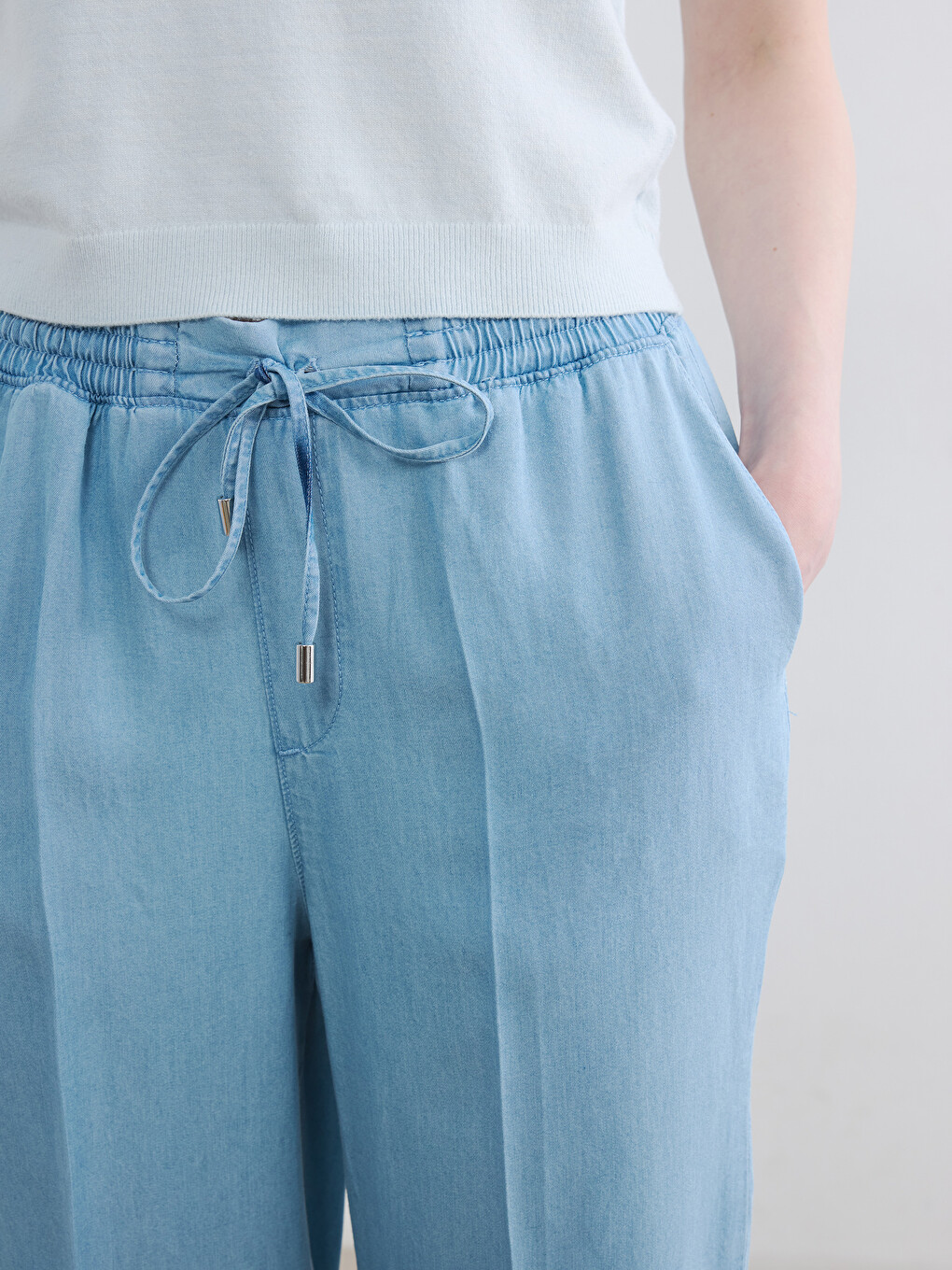 İndigo Beli Lastikli Mom Fit Kadın Jean Pantolon-2
