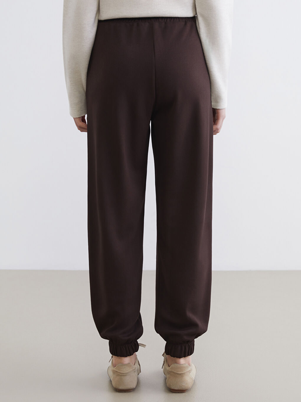 ქალის სპორტული შარვალი "Soft Touch"-3