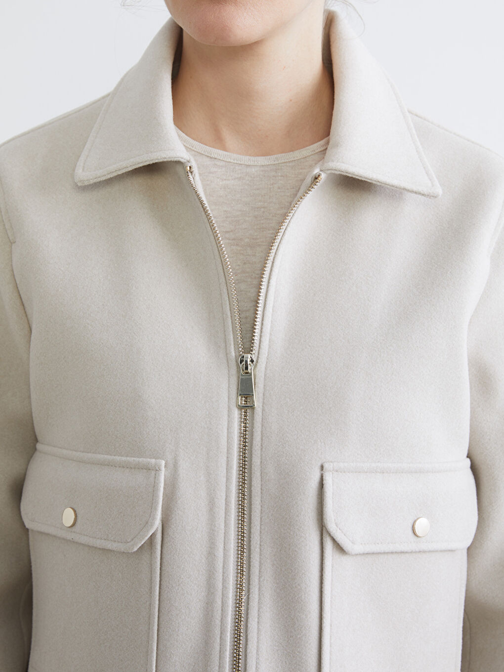 Ekru Gömlek Yaka Kadın Kaşe Ceket-2