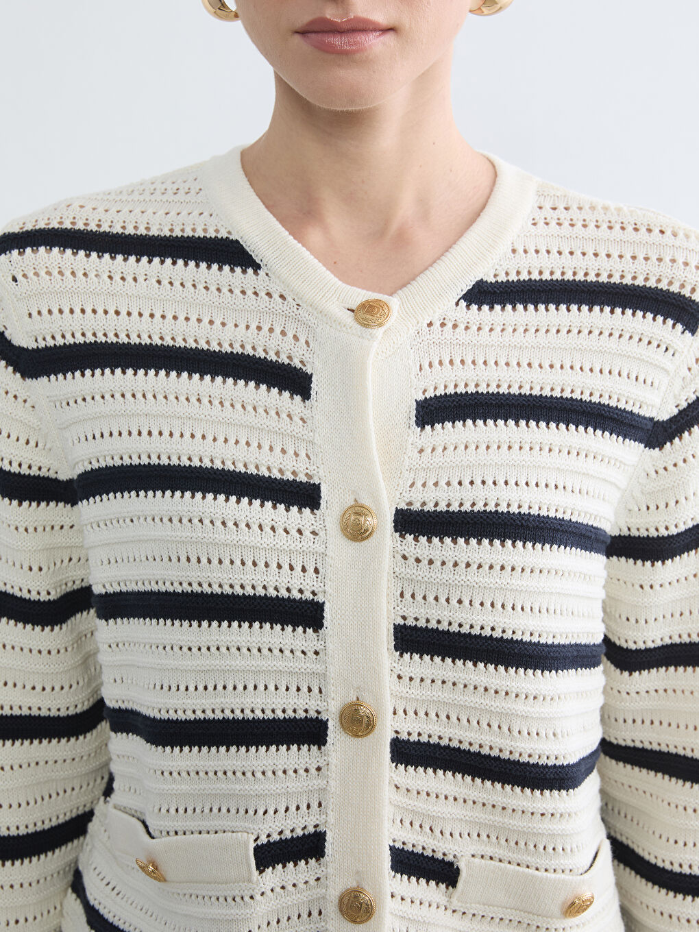 Женский трикотажный кардиган с круглым вырезом-2