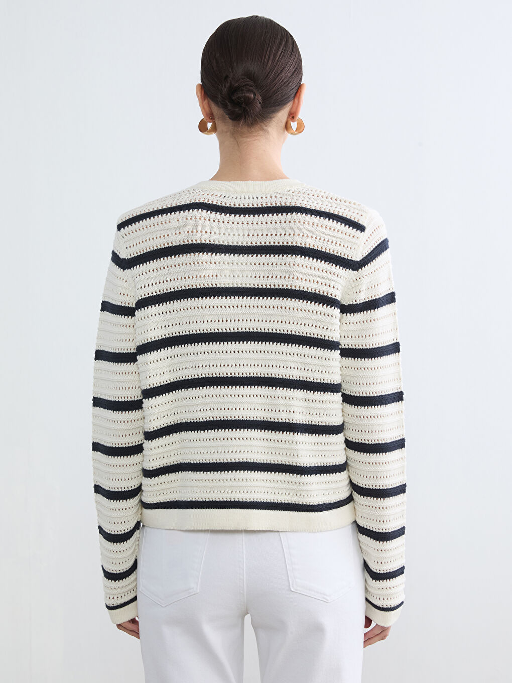 Женский трикотажный кардиган с круглым вырезом-3